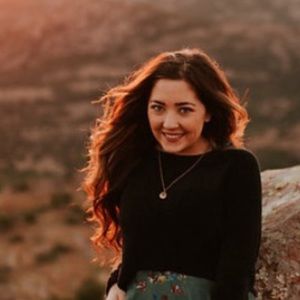 Meet your Posher, Abby